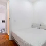 Rent a room in lisbon