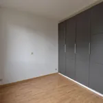 Huur 2 slaapkamer huis van 1145 m² in Enines