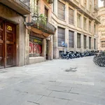 Rent 3 bedroom apartment of 92 m² in Barcelona