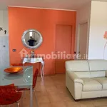 Affitto 3 camera casa di 90 m² in Desenzano del Garda