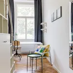 Rent 4 bedroom apartment in Prague