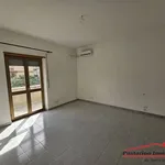 Affitto 3 camera appartamento di 120 m² in Reggio Calabria