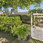 Rent 5 bedroom house in Northbridge