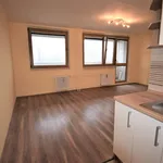 Pronajměte si 1 ložnic/e byt o rozloze 38 m² v Kladno