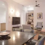 Rent 4 bedroom apartment of 150 m² in madrid