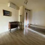 Affitto 5 camera appartamento di 180 m² in Alessandria