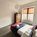 Rent 3 bedroom apartment in Scotland