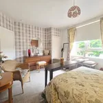 Rent 3 bedroom apartment in Glasgow  West