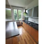 Appartement de 130 m² avec 3 chambre(s) en location à Liège