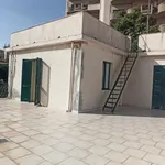 Affitto 5 camera appartamento di 130 m² in Reggio di Calabria