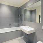 Rent 3 bedroom apartment in London