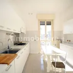 Rent 5 bedroom apartment of 200 m² in Milan