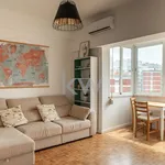 Rent 2 bedroom apartment of 62 m² in Lisbon