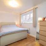 Rent 4 bedroom house in South East England