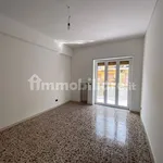 Rent 3 bedroom apartment of 90 m² in Naples