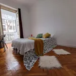 Rent a room of 220 m² in Madrid