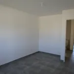 Maison de 106 m² avec 3 chambre(s) en location à Palaja