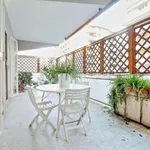 Rent 6 bedroom apartment in Rome