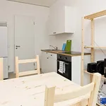 Rent a room of 100 m² in Frankfurt am Main