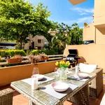 Rent 3 bedroom house of 210 m² in Marbella