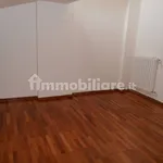 Affitto 3 camera appartamento di 70 m² in Bologna