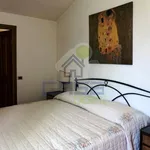 Rent 5 bedroom house of 200 m² in Cremona