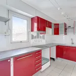 Rent 5 bedroom apartment of 110 m² in Paris