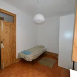 Rent 4 bedroom apartment in Lisbon