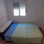 Rent 4 bedroom apartment in Seville