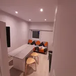 Rent 2 bedroom apartment of 55 m² in Porto