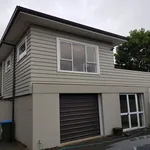 Rent 4 bedroom house in Mount Maunganui