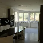 Rent 7 bedroom house in Σαρωνίδα