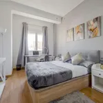 Rent a room of 150 m² in madrid