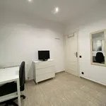 Rent 4 bedroom apartment in Barcelona