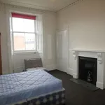 Rent 5 bedroom apartment in Dundee