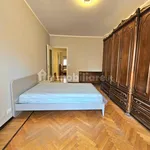 Rent 4 bedroom apartment of 130 m² in Turin