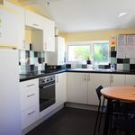 Rent 4 bedroom house in Portsmouth