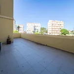 Rent 4 bedroom apartment in Lisbon