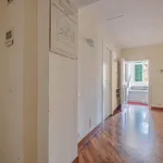 Rent 5 bedroom house of 570 m² in Roma