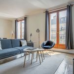 Appartement de 976 m² avec 2 chambre(s) en location à Paris