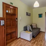 Rent 2 bedroom apartment in Porto