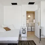 Rent 6 bedroom apartment in Lisbon