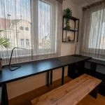 Miete 3 Schlafzimmer wohnung von 1292 m² in Vienna