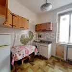 Rent 4 bedroom apartment of 105 m² in Genova