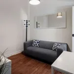 Rent a room in lisbon