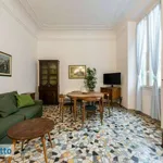 Rent 4 bedroom apartment of 150 m² in Florence