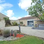 Rent 6 bedroom house of 150 m² in Champigny en Rochereau