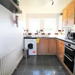 Rent 2 bedroom flat in South East England