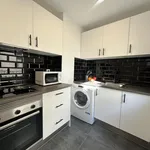 Rent 4 bedroom apartment in Madrid