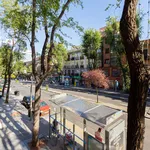 Rent 4 bedroom apartment in Madrid